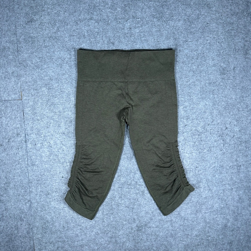 Lululemon leggings Women 6 Green Ebb To Street Cropped Yoga Gym Athletica